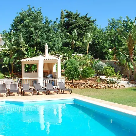 Lavish With Private Swimming Pool * Sesmarias